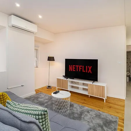 Whome Charming Getaway Near Campo Ourique *